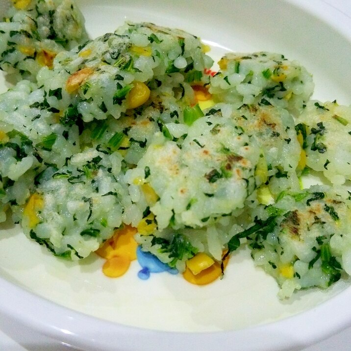 離乳食 ほうれん草とコーンとご飯のおやき レシピ 作り方 By さとmin 楽天レシピ 離乳食 ほうれん草とコーンとご飯のおやき レシピ 作り方 By さとmin 楽天レシピ